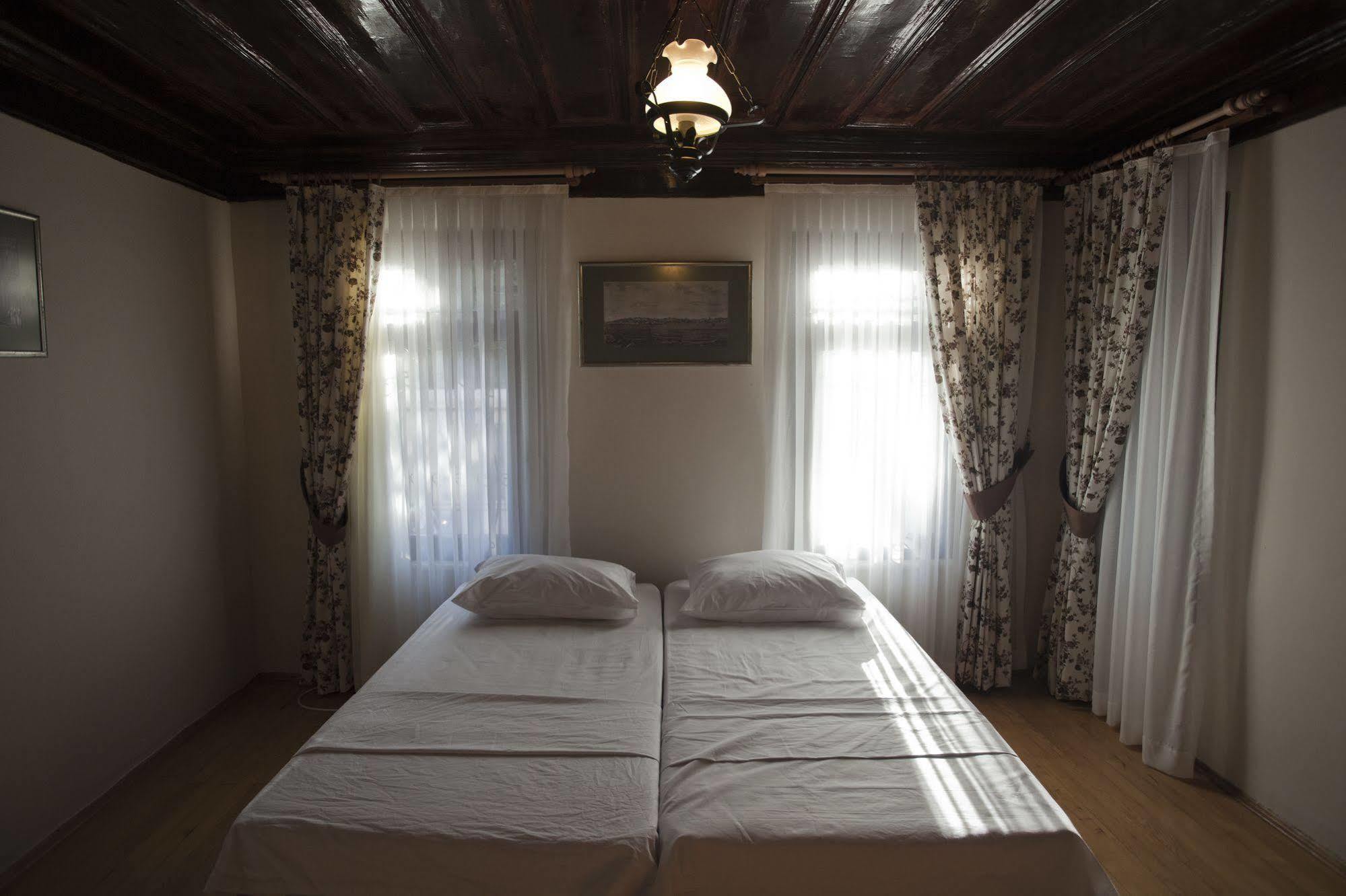 Veni Vidi Dormi Hostel Istanbul Exterior foto