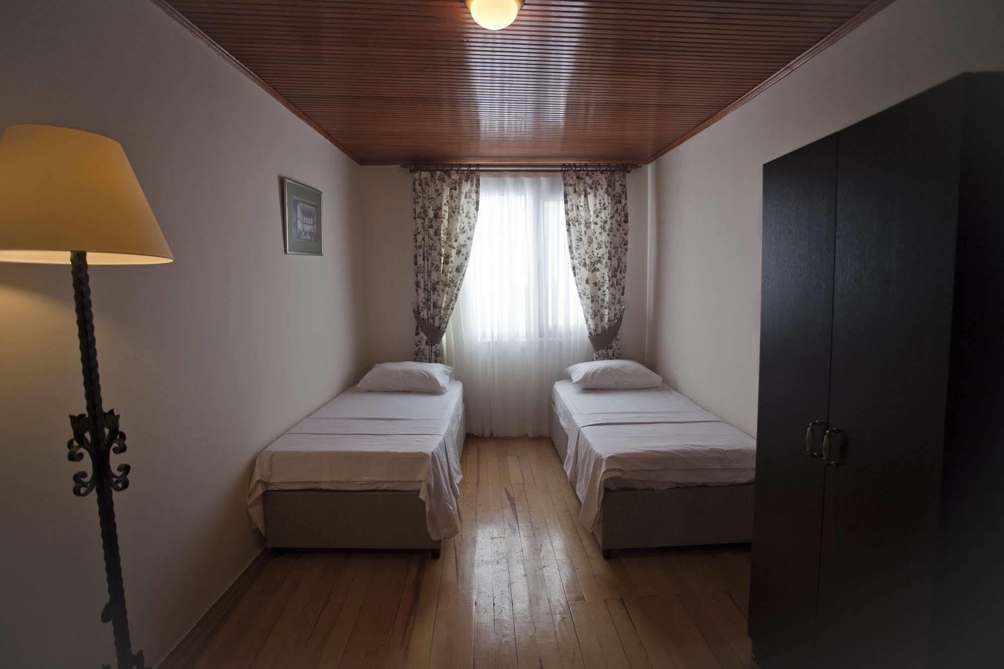 Veni Vidi Dormi Hostel Istanbul Exterior foto